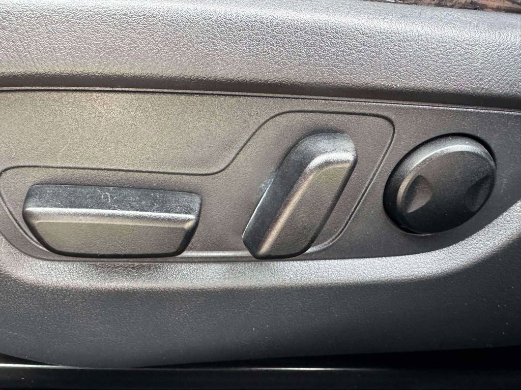 Used 2023 MAZDA CX-50 2.5 S w/ Weather Package image 18