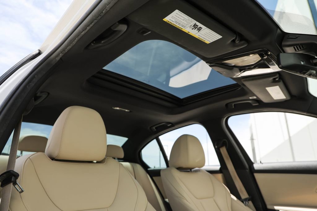 Used 2019 BMW 330i Sedan RWD image 21