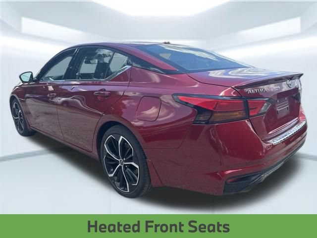 Used 2023 Nissan Altima 2.5 SR w/ SR Premium Package FWD image 9