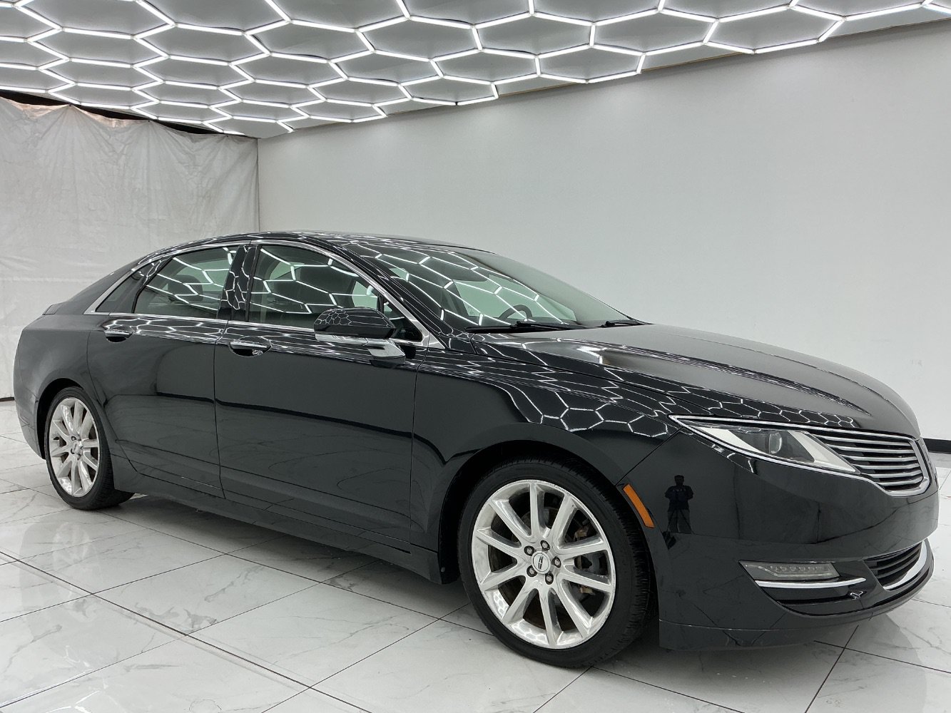 Used 2014 Lincoln MKZ AWD w/ Equipment Group 102A Reserve image 7