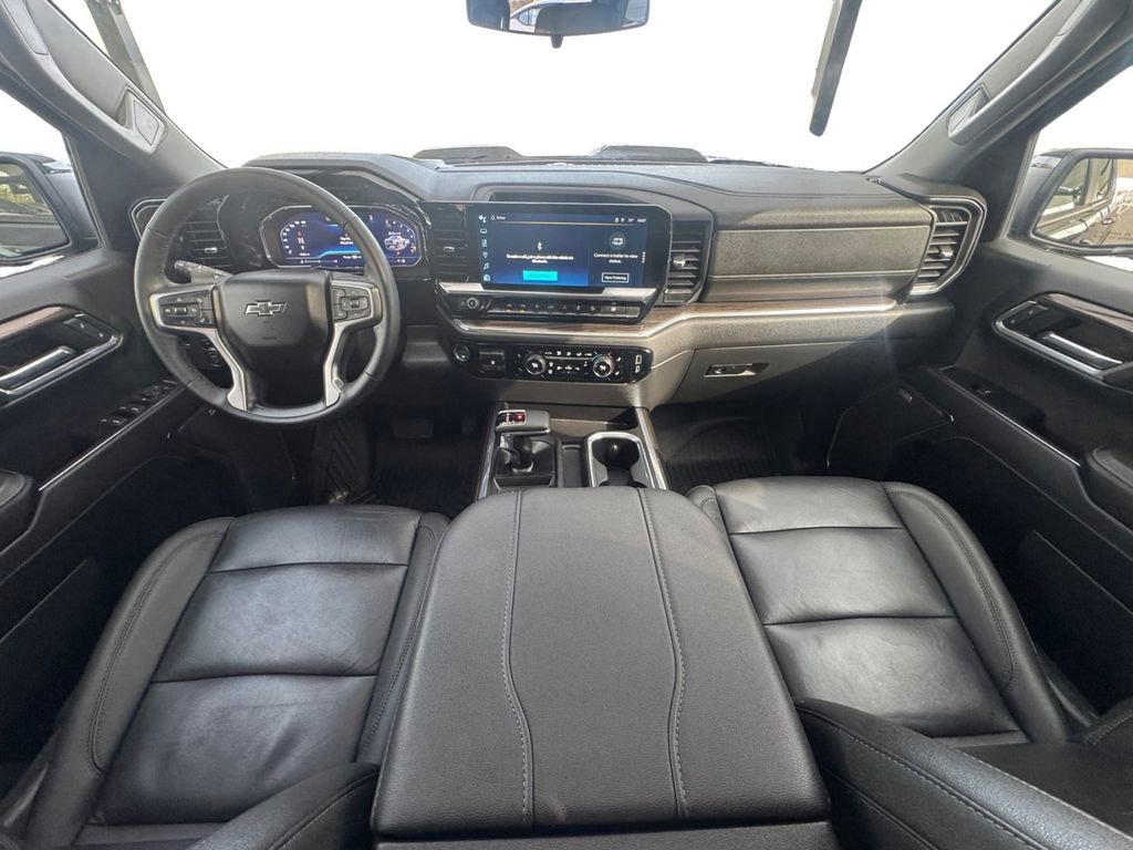 Used 2024 Chevrolet Silverado 1500 LT Trail Boss w/ LT Trail Boss Premium Package image 12