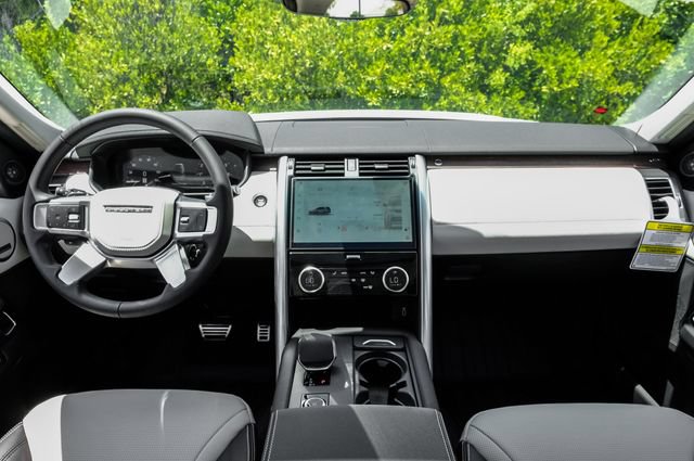 New 2026 Land Rover Discovery Dynamic SE AWD/4WD image 20