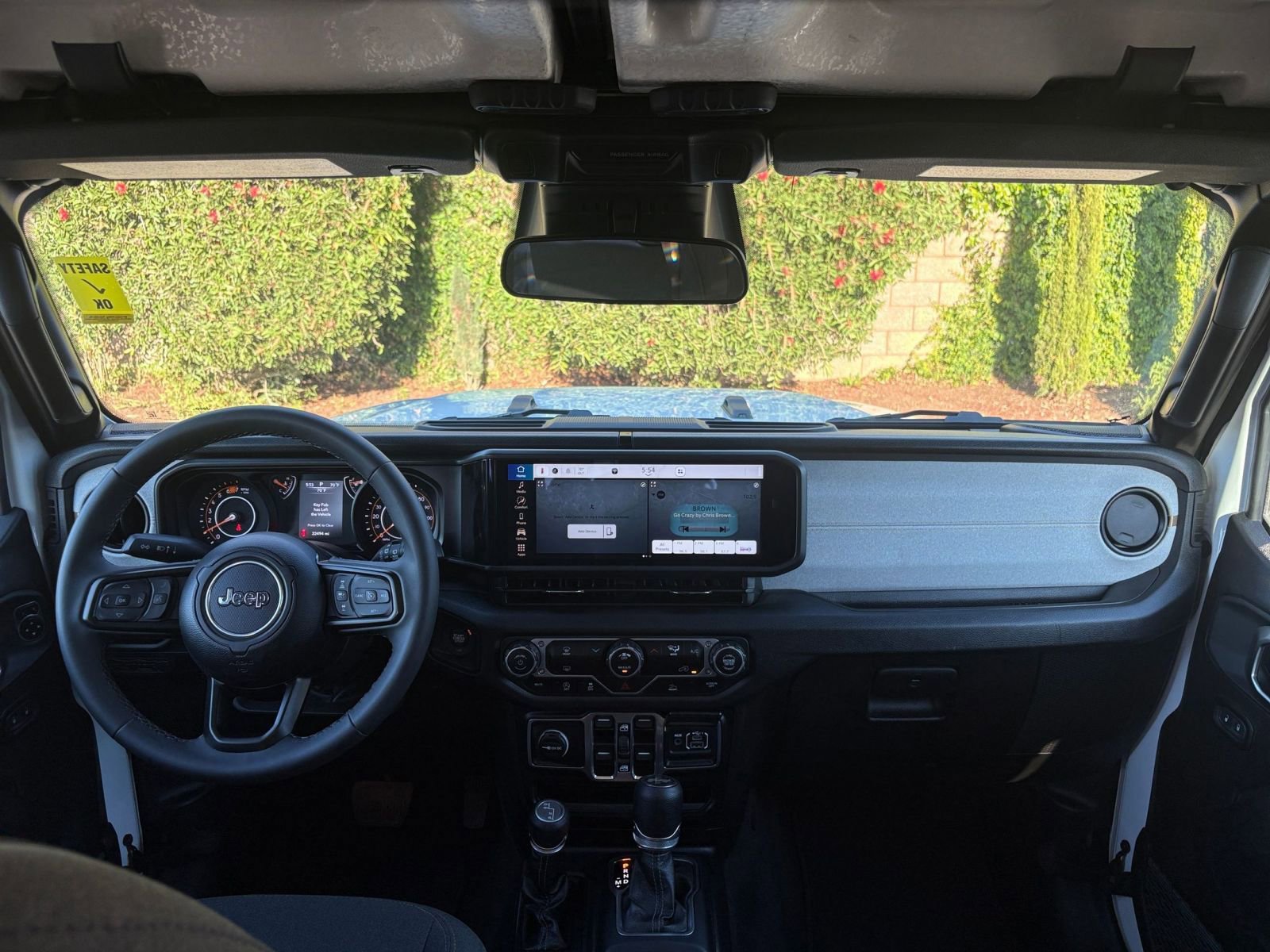 Used 2025 Jeep Wrangler Sport S image 32