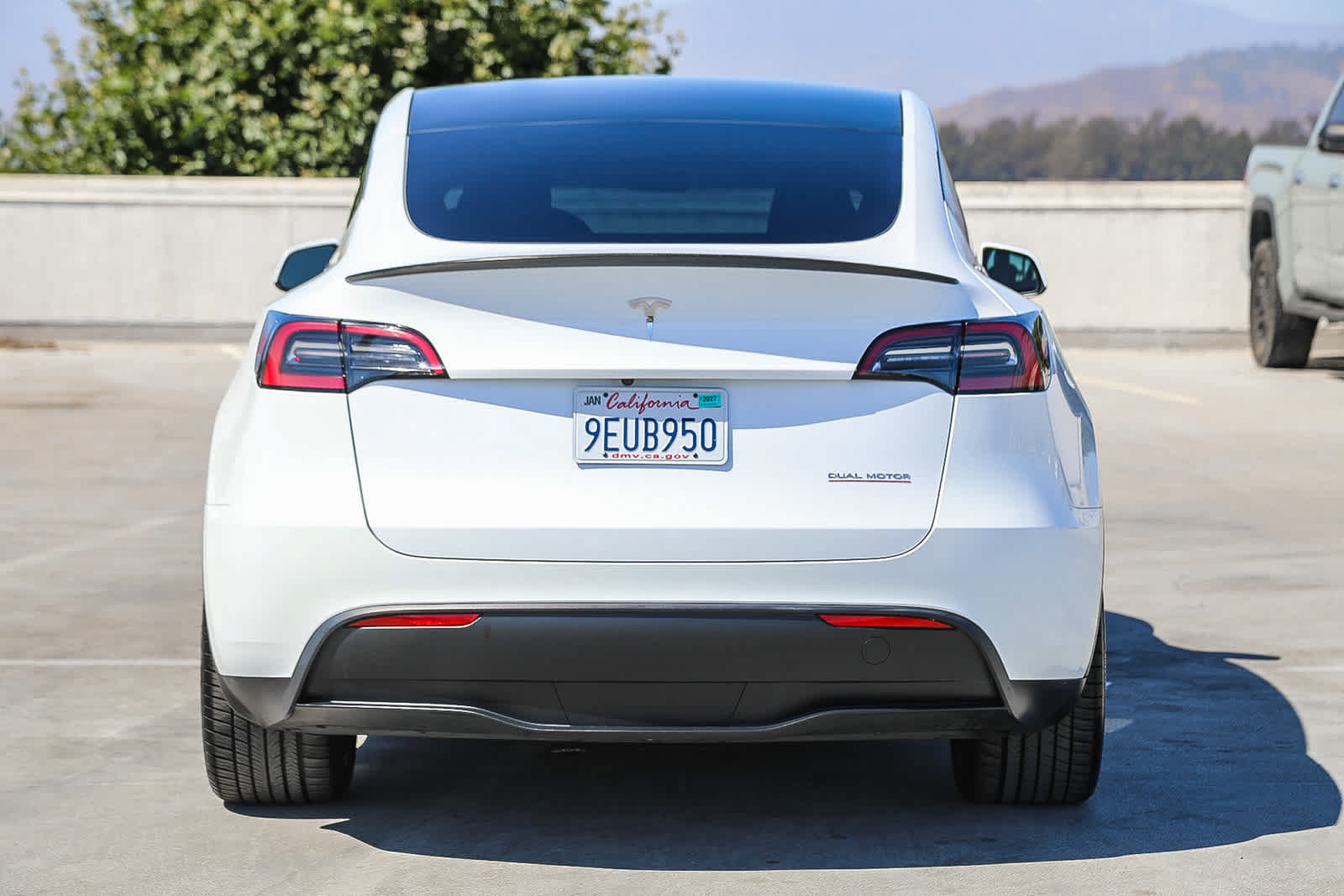 Used 2023 Tesla Model Y Performance AWD/4WD image 6