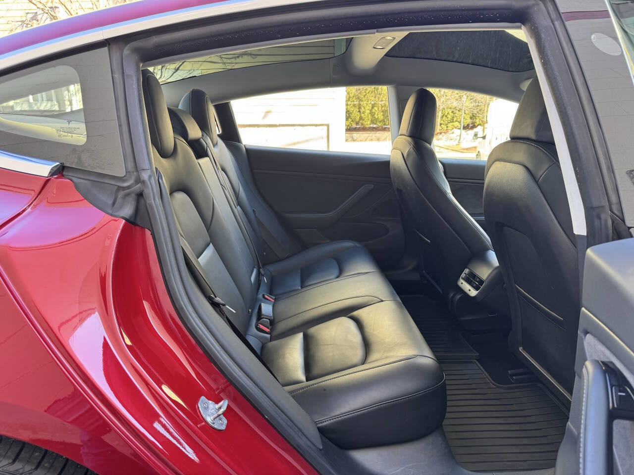 Used 2018 Tesla Model 3 Long Range image 19