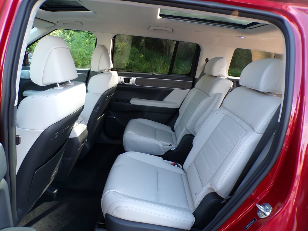 New 2026 Hyundai Santa Fe Calligraphy AWD/4WD image 18