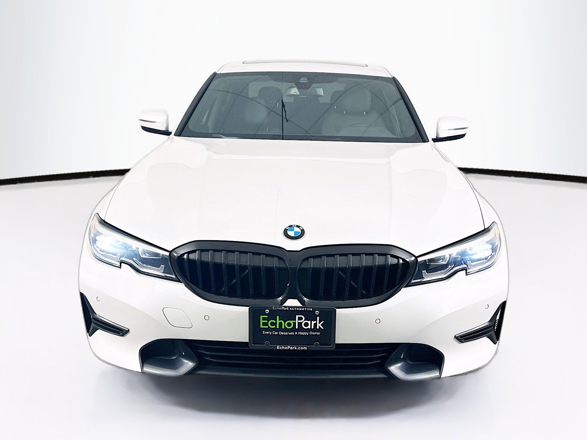 Used 2021 BMW 330i Sedan w/ Driving Assistance Package RWD image 2