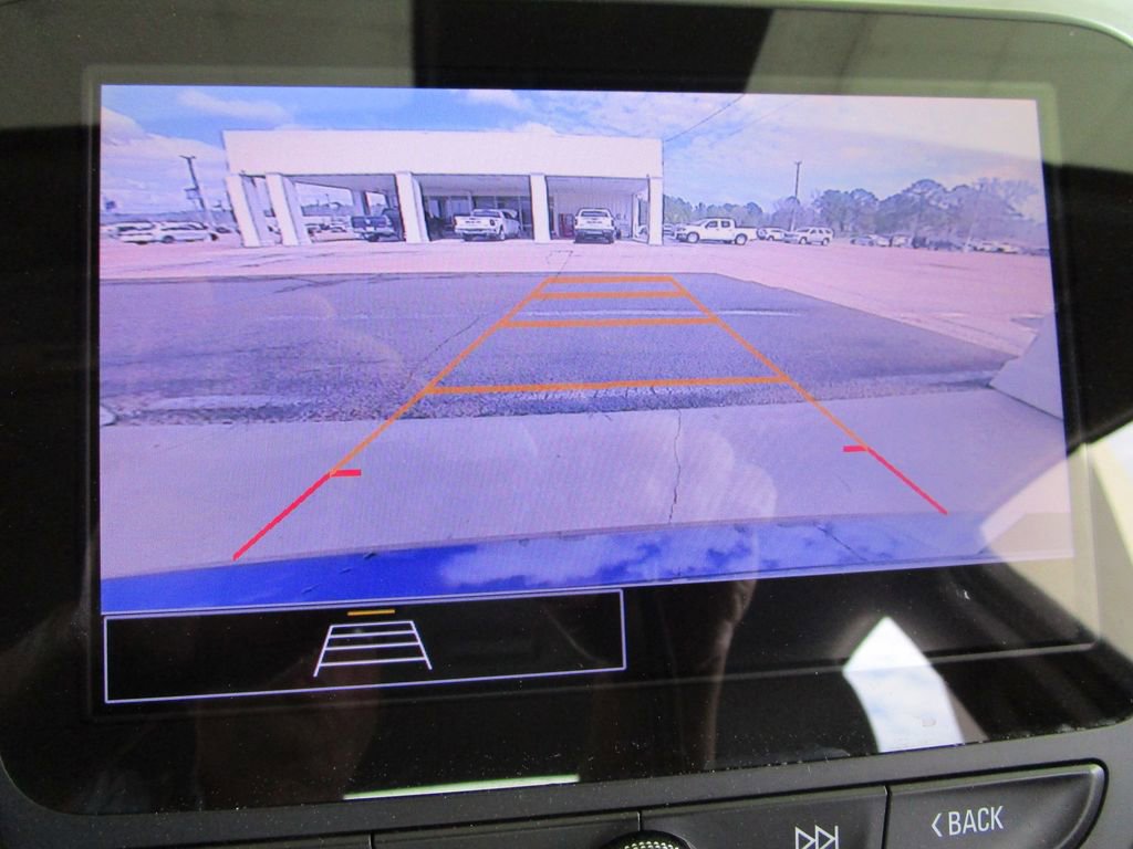 Used 2025 Chevrolet Malibu LT image 36