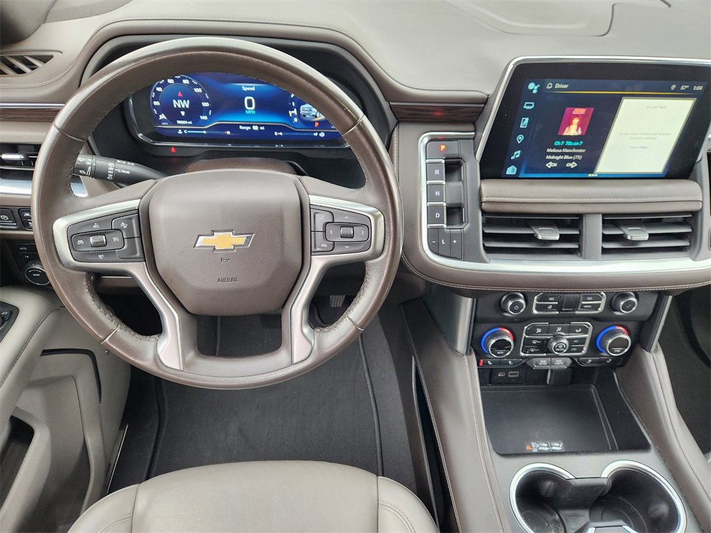 Used 2022 Chevrolet Suburban LT image 26