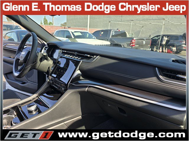 Certified 2023 Jeep Grand Cherokee Altitude RWD image 33
