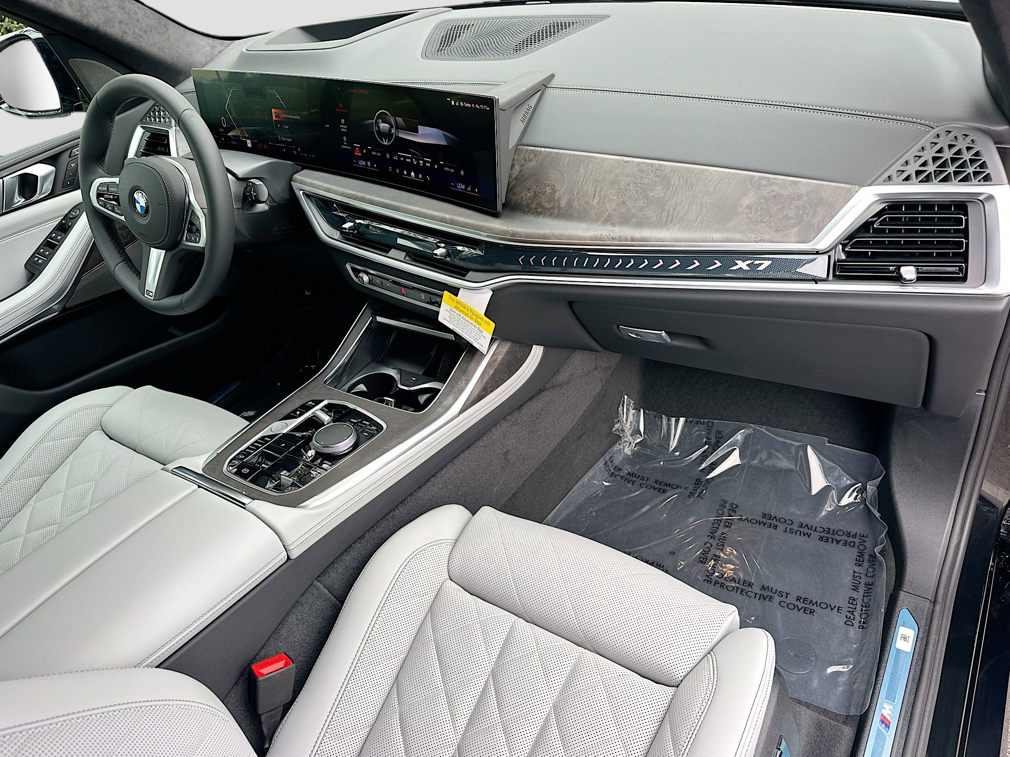 New 2026 BMW X7 xDrive40i w/ M Sport Package image 25
