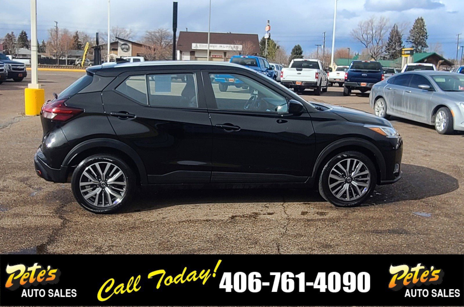 Used 2021 Nissan Kicks SV FWD image 5
