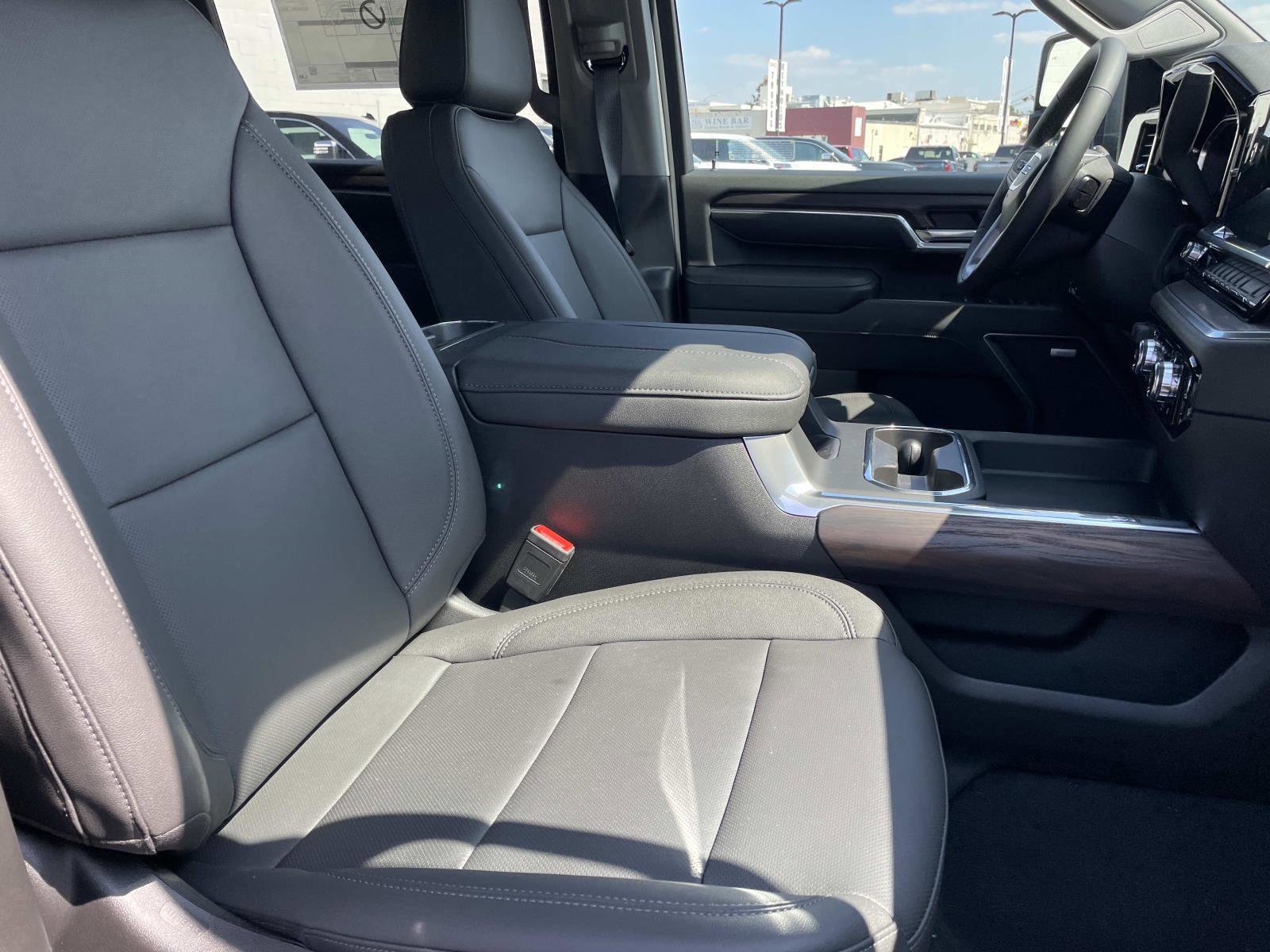 New 2025 GMC Sierra 2500 SLT w/ SLT Premium Package image 28