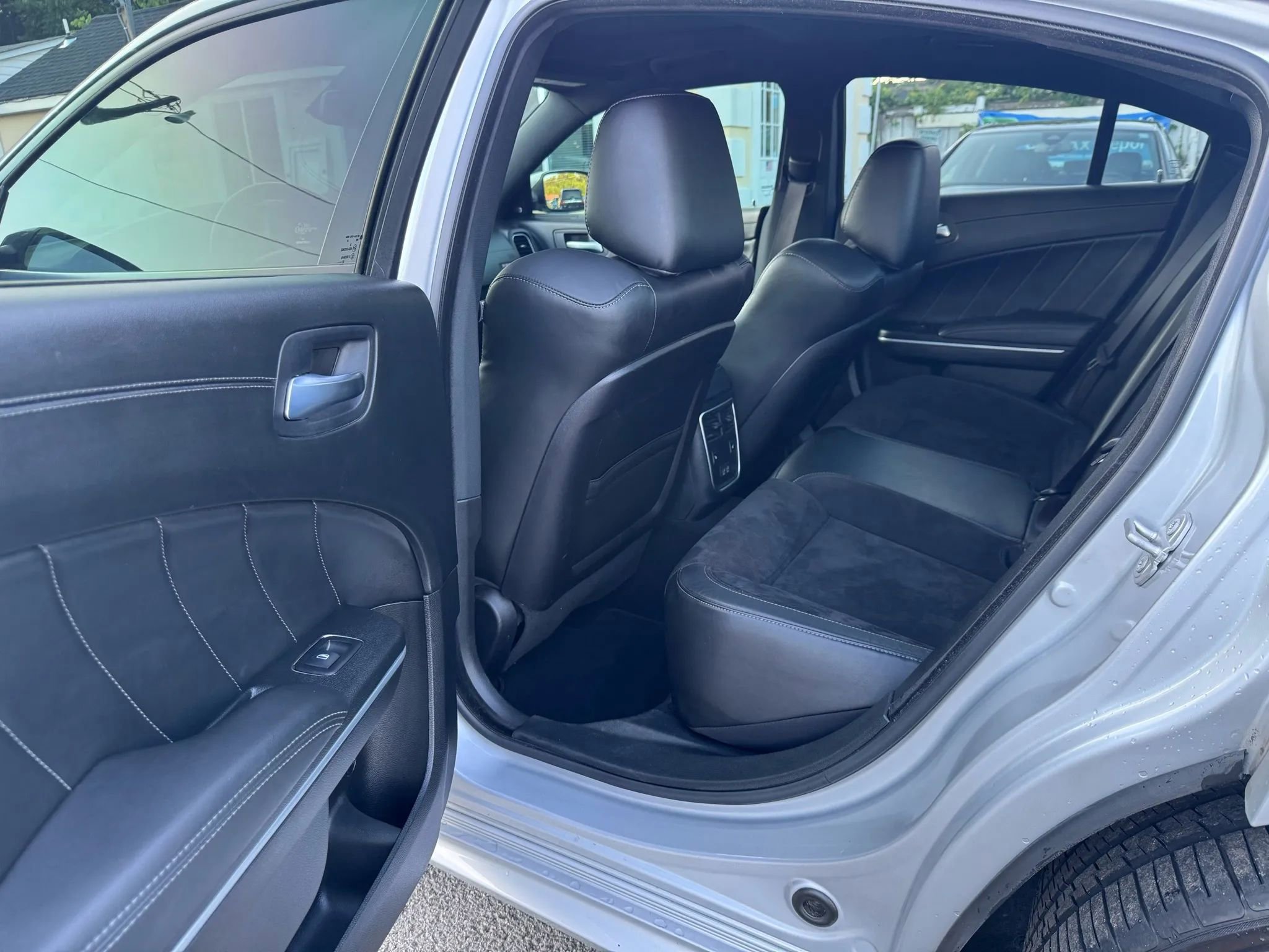 Used 2022 Dodge Charger Scat Pack image 10