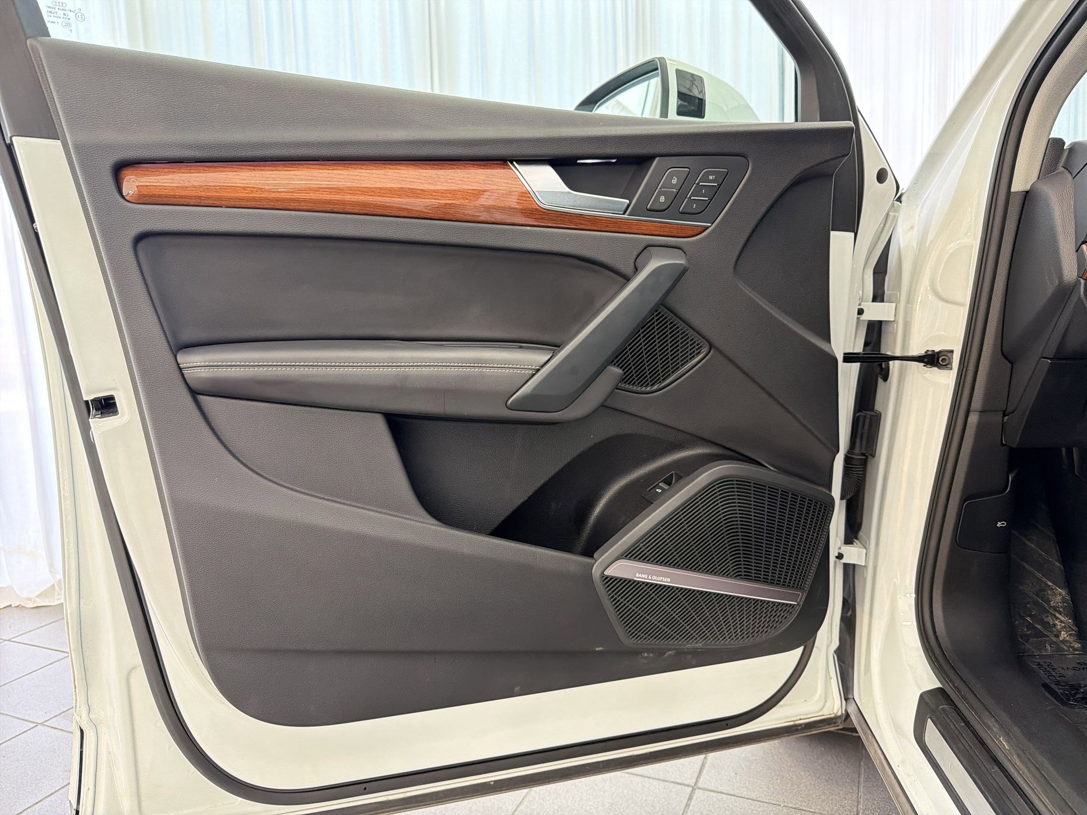 Used 2021 Audi Q5 Prestige w/ Prestige Package image 20