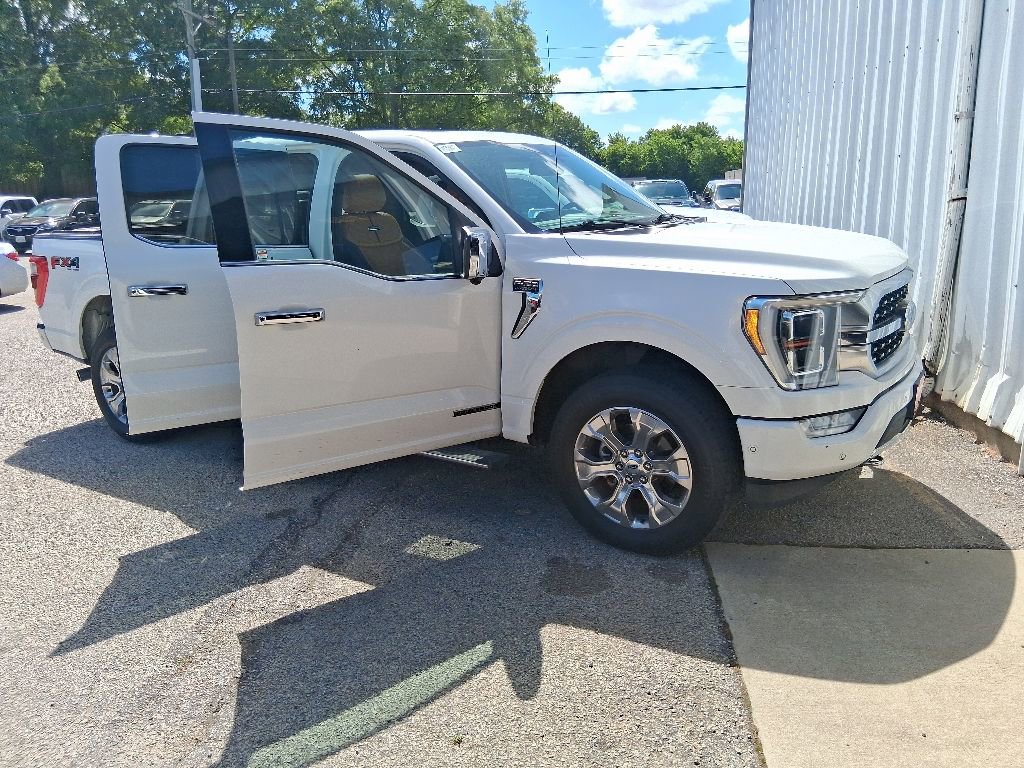 Used 2021 Ford F150 Platinum w/ Equipment Group 701A High AWD/4WD image 17