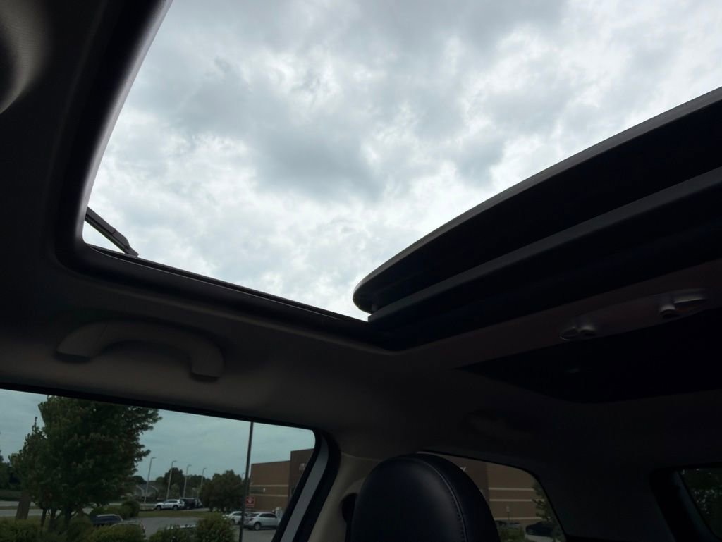 Used 2015 MINI Cooper Paceman S FWD image 9