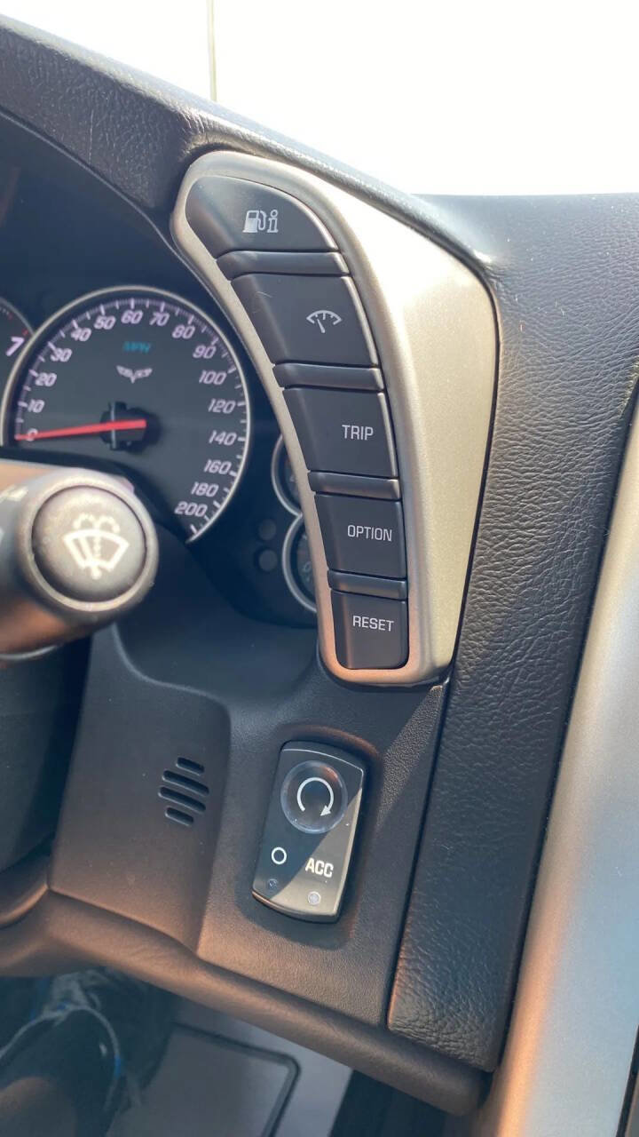 Used 2005 Chevrolet Corvette Coupe w/ Preferred Equipment Group image 20