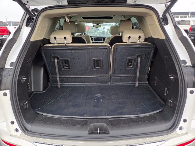 Used 2020 Buick Enclave Essence w/ Sound and Sites Package FWD image 20