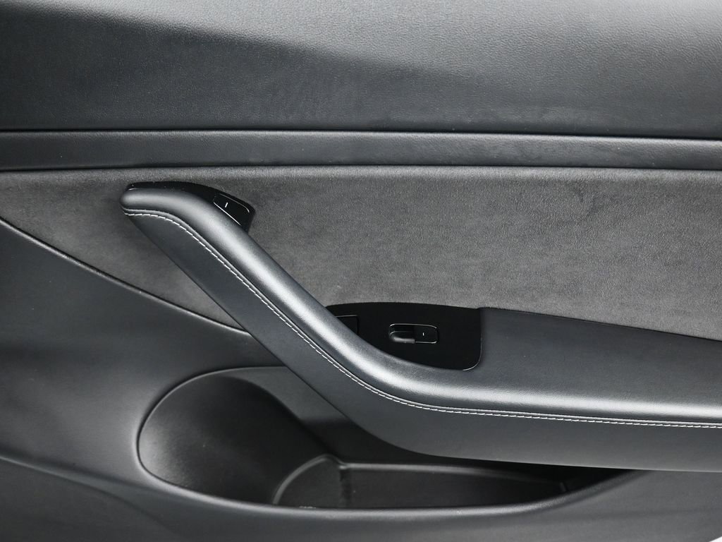 Used 2018 Tesla Model 3 Long Range AWD/4WD image 38