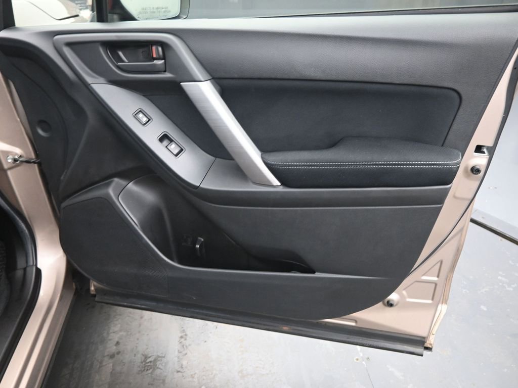 Used 2014 Subaru Forester 2.5i Premium w/ Popular Package #2 image 20