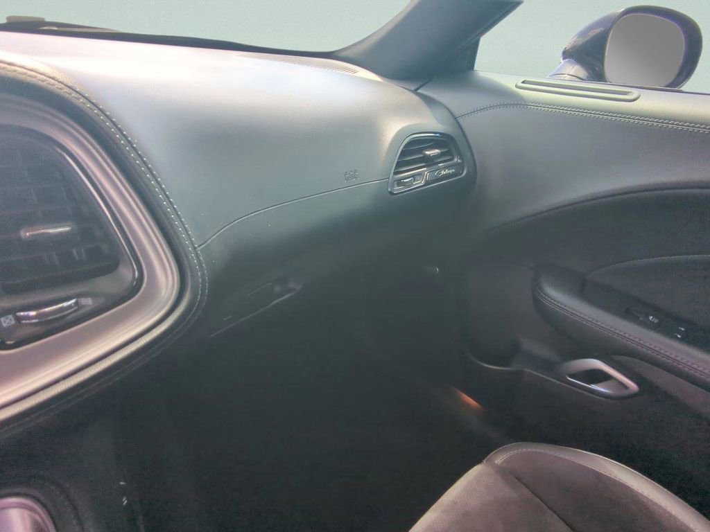 Used 2023 Dodge Challenger R/T w/ Plus Package image 17