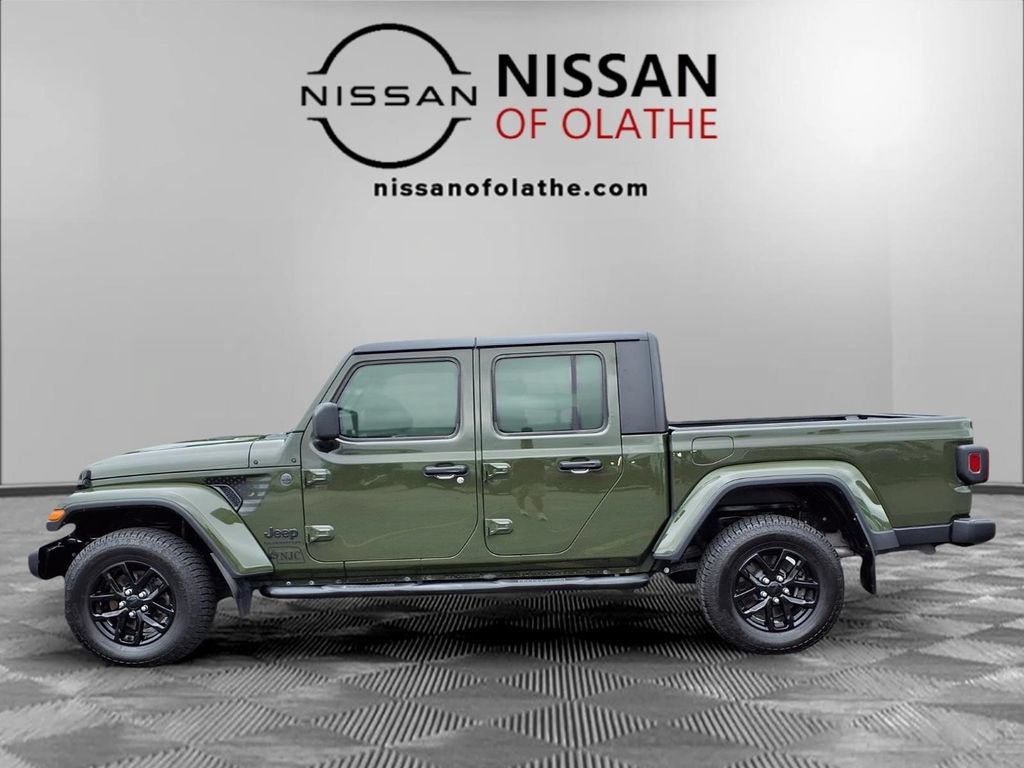 Used 2022 Jeep Gladiator Sport AWD/4WD image 18