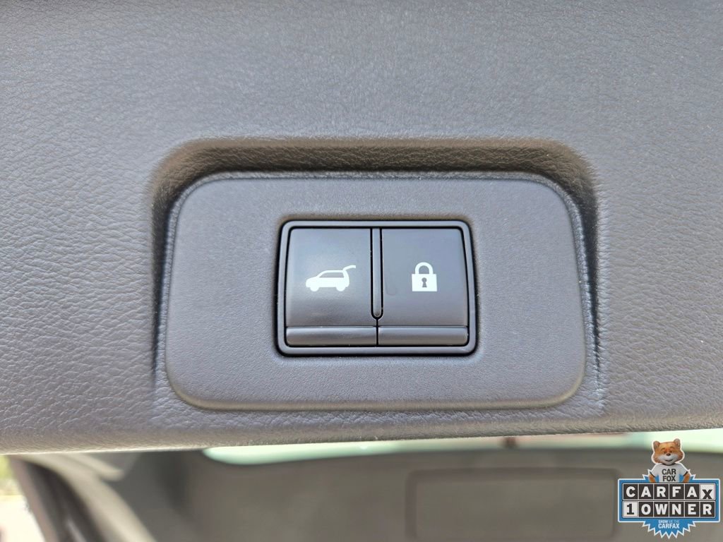 Used 2021 Nissan Rogue Platinum FWD image 23
