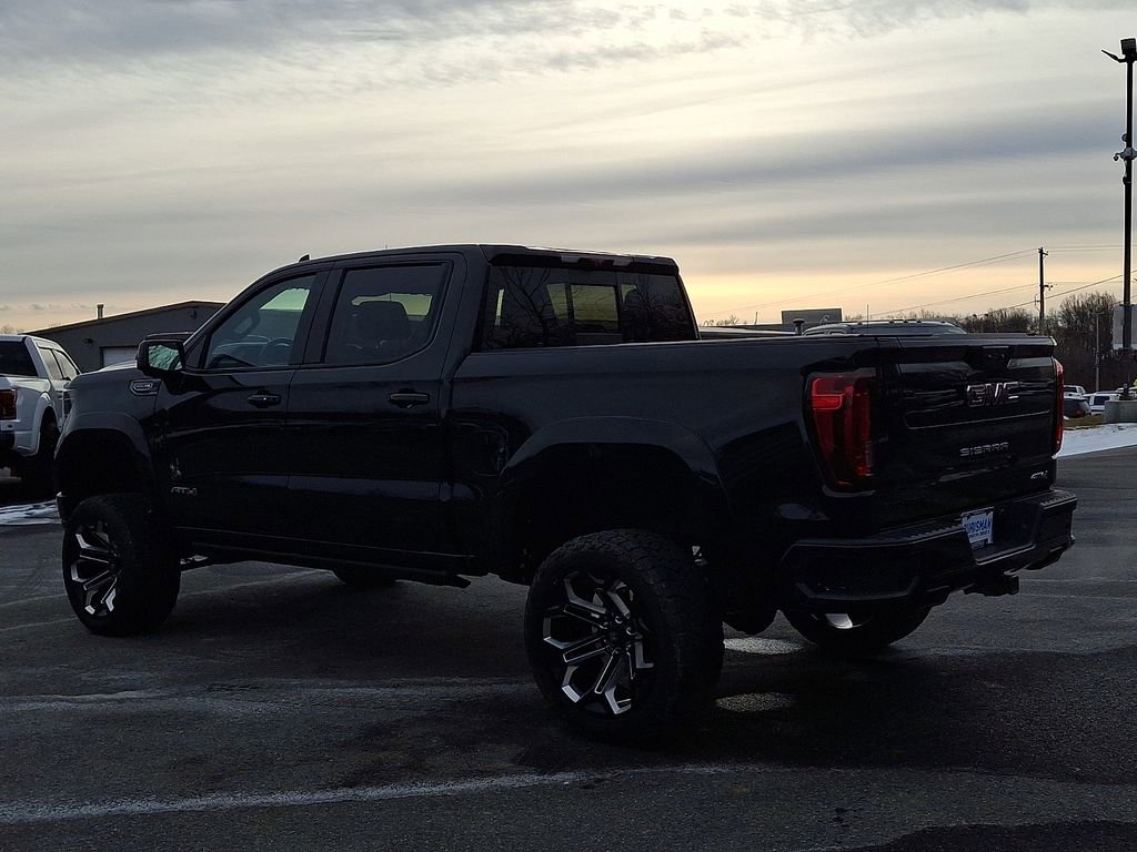 Used 2023 GMC Sierra 1500 AT4 w/ AT4 Premium Package image 4