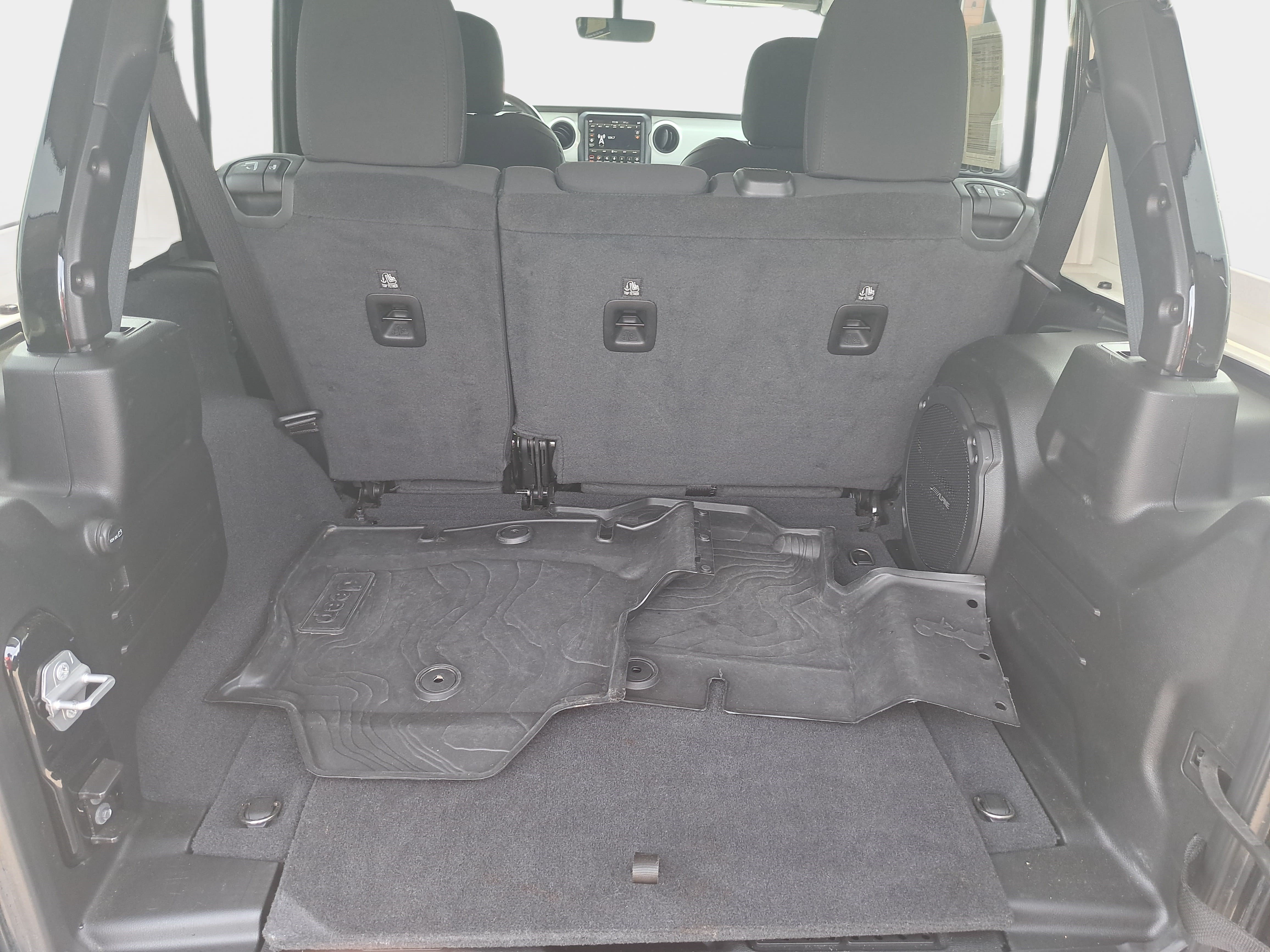 Used 2021 Jeep Wrangler Unlimited Sport AWD/4WD image 12