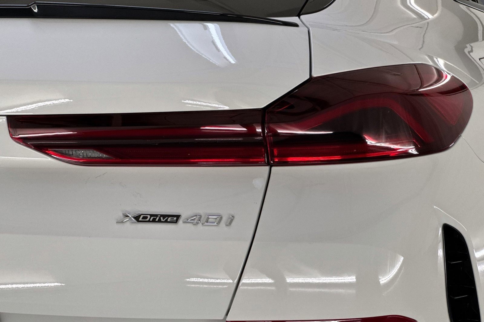 New 2027 BMW X6 xDrive40i w/ Climate Comfort Package AWD/4WD image 12