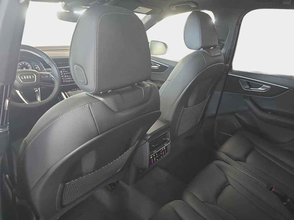 New 2026 Audi Q7 Premium Plus AWD/4WD image 8