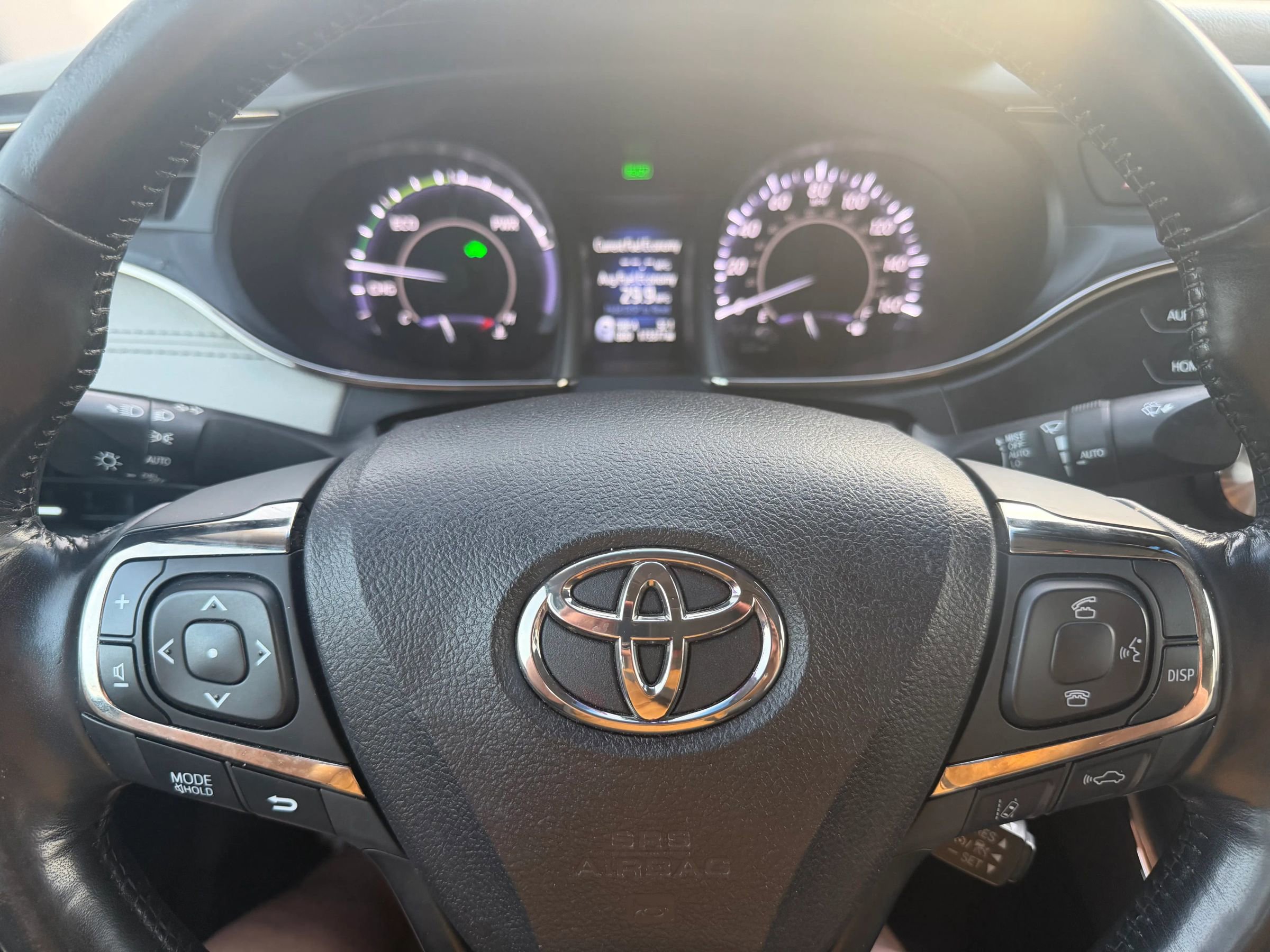 Used 2018 Toyota Avalon Limited FWD image 7