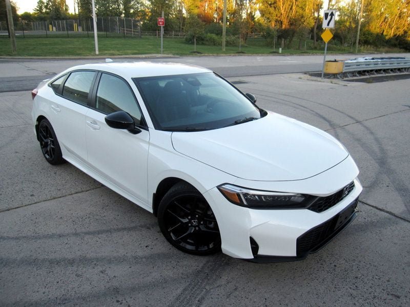 Used 2026 Honda Civic Sport image 2