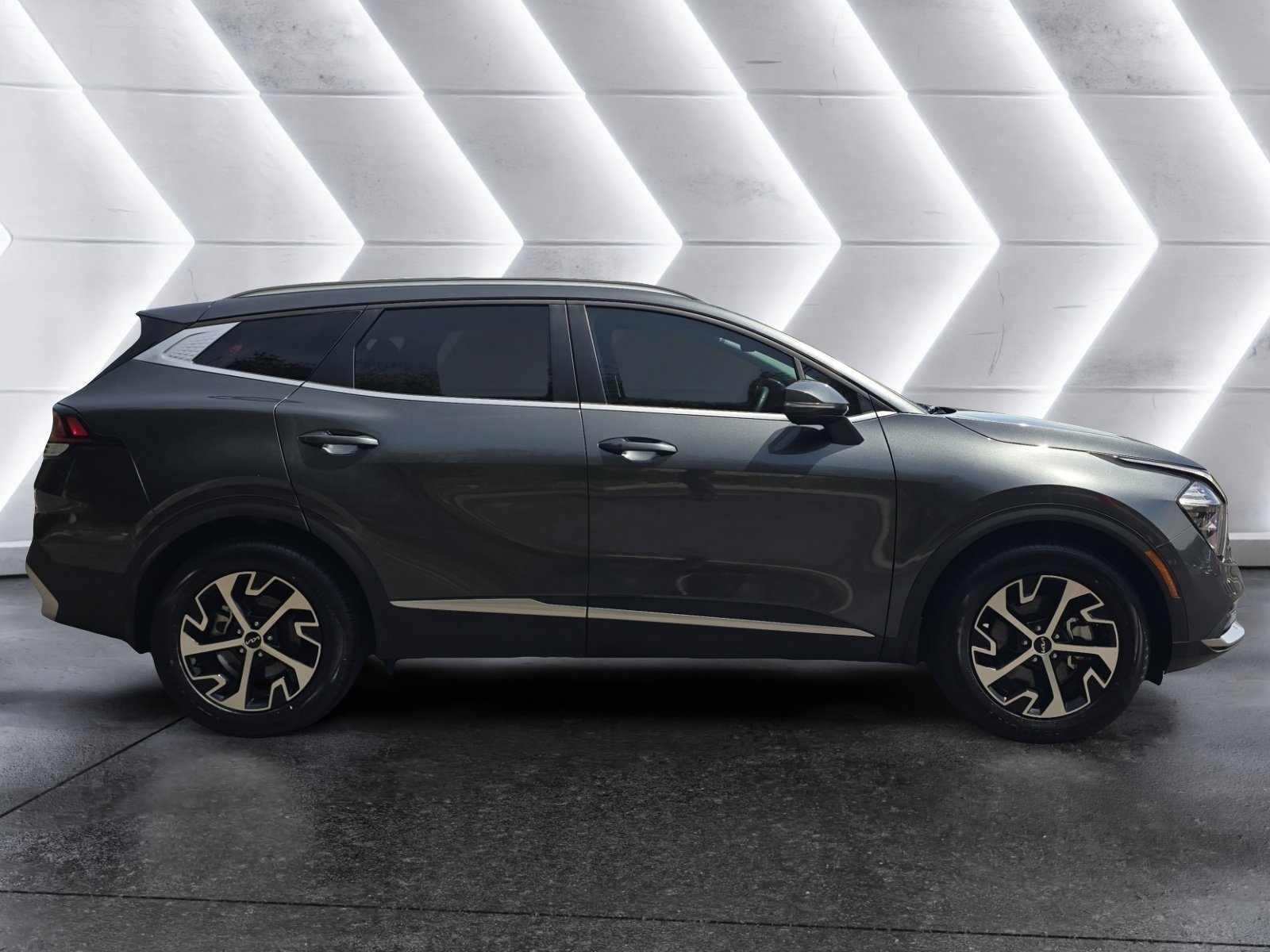 Used 2023 Kia Sportage EX AWD/4WD image 6