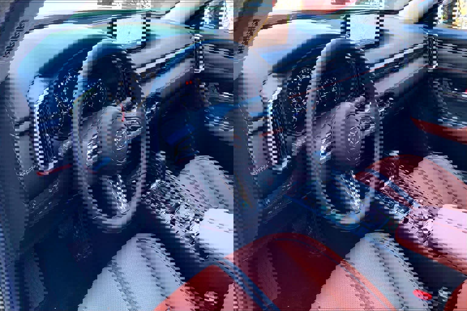 Certified 2025 MAZDA CX-50 Meridian Edition w/ Apex Package image 18