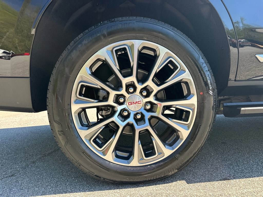 New 2026 GMC Yukon Denali image 18
