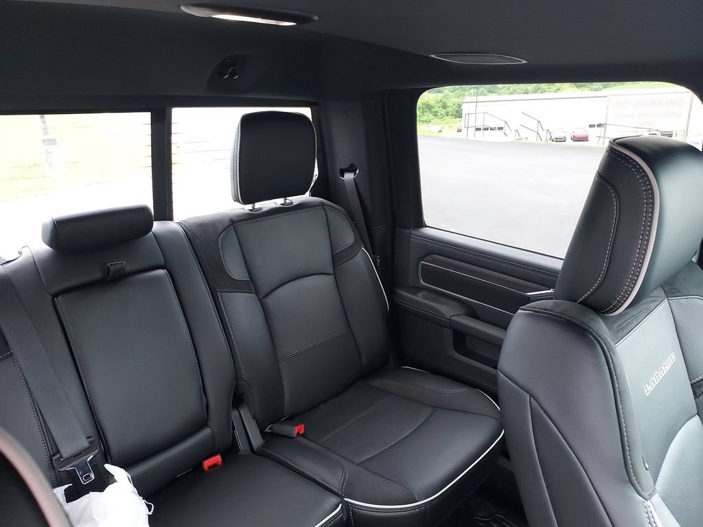 New 2026 RAM 4500 4x4 Crew Cab DRW w/ Laramie Trim Package image 14