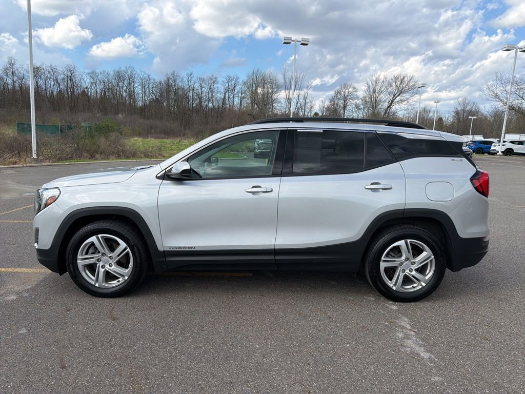 Used 2018 GMC Terrain SLE w/ Driver Convenience Package image 5