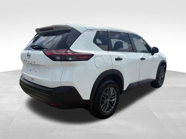Used 2021 Nissan Rogue S FWD image 16