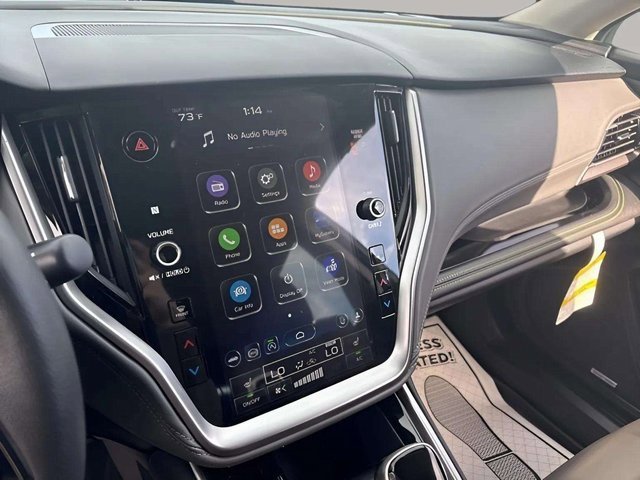 Used 2025 Subaru Outback Onyx Edition image 13