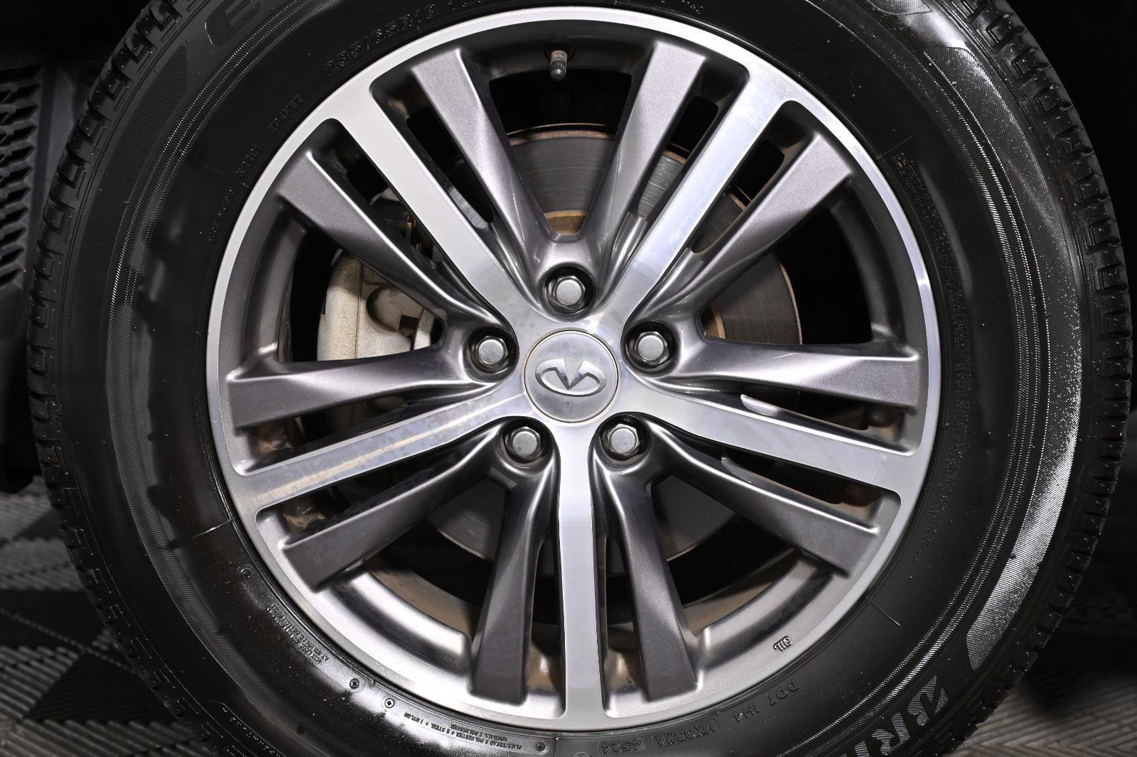 Used 2020 INFINITI QX60 Luxe w/ Essential Package image 41