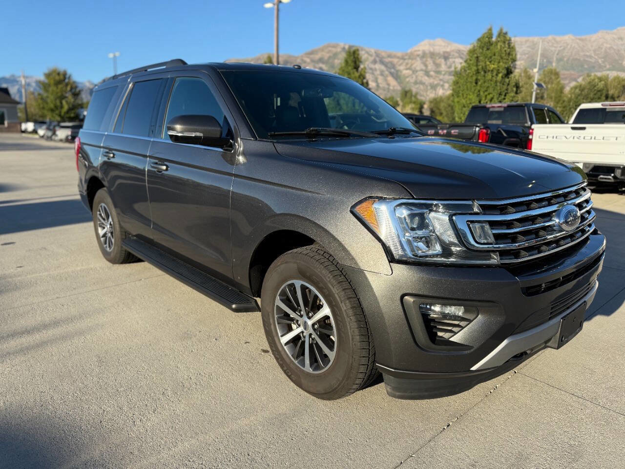 Used 2019 Ford Expedition XLT w/ Equipment Group 201A image 9