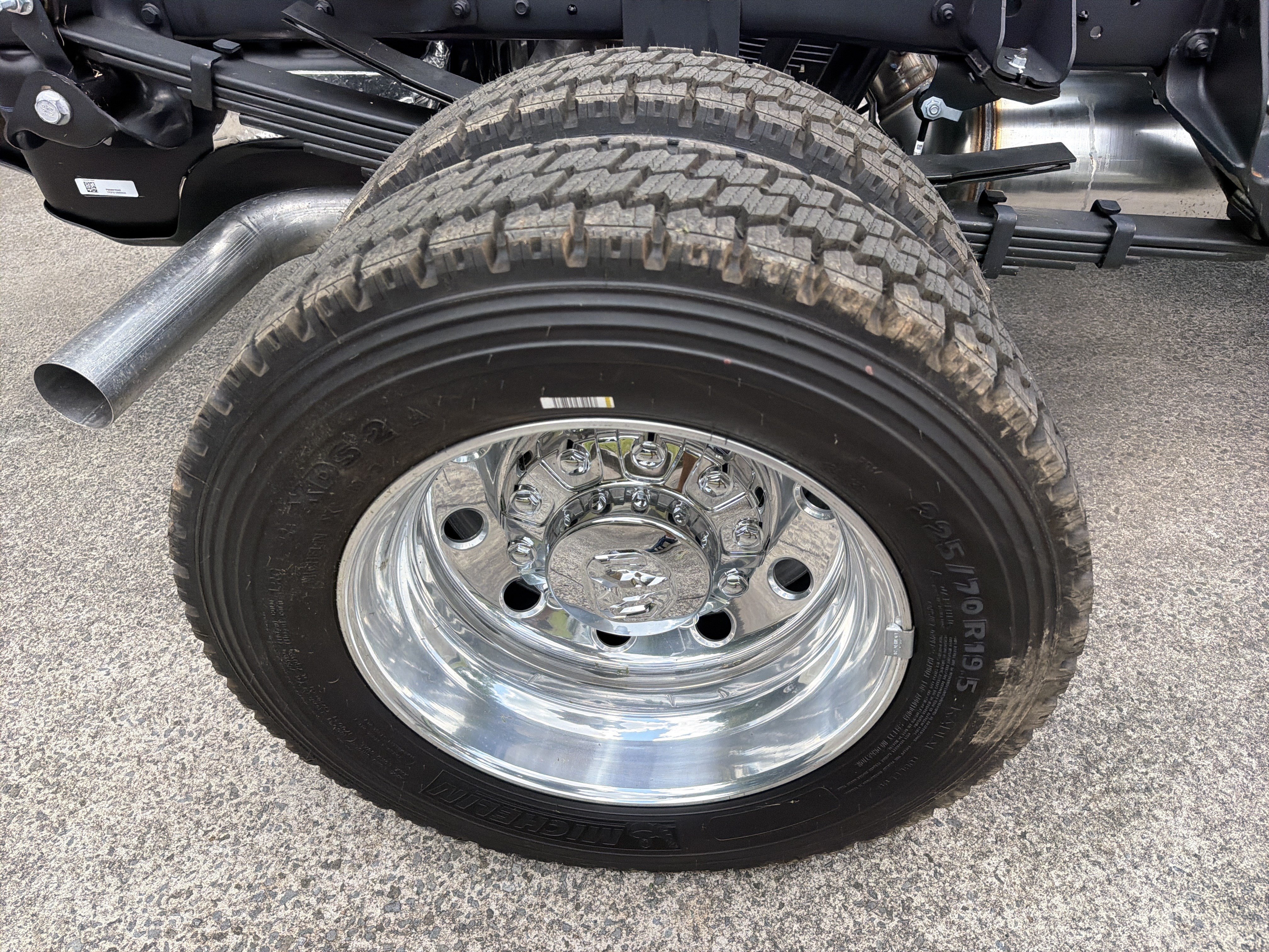 New 2026 RAM 5500 4x4 Crew Cab w/ Laramie Trim Package image 14