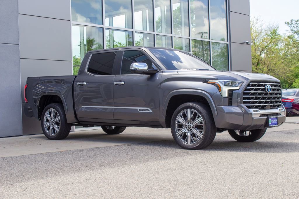Used 2024 Toyota Tundra Capstone AWD/4WD image 3