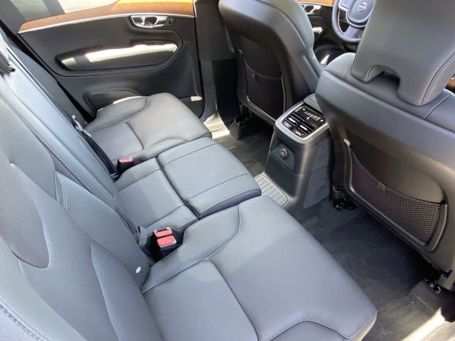 Certified 2025 Volvo XC90 T8 Plus w/ Protection Package Premier image 15