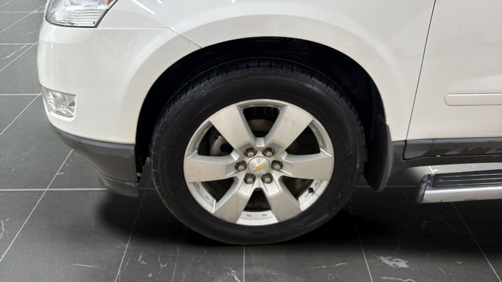 Used 2012 Chevrolet Traverse LT w/ All-Star Edition AWD/4WD image 19