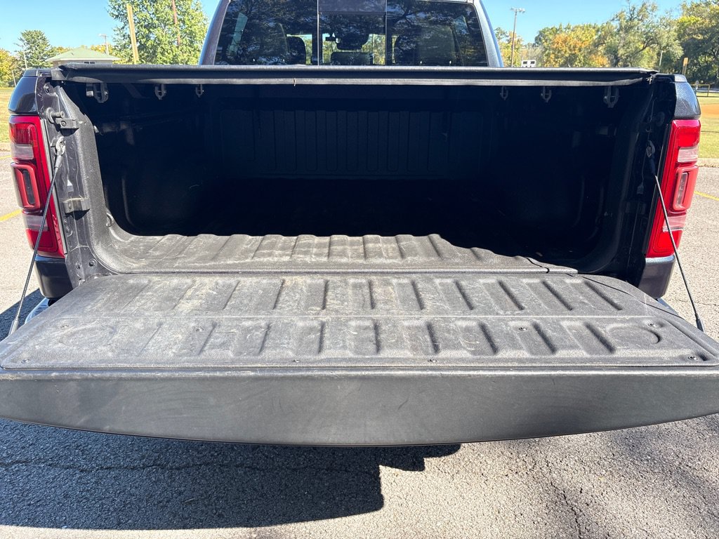 Used 2021 RAM 1500 Limited w/ Bed Utility Group RWD image 7