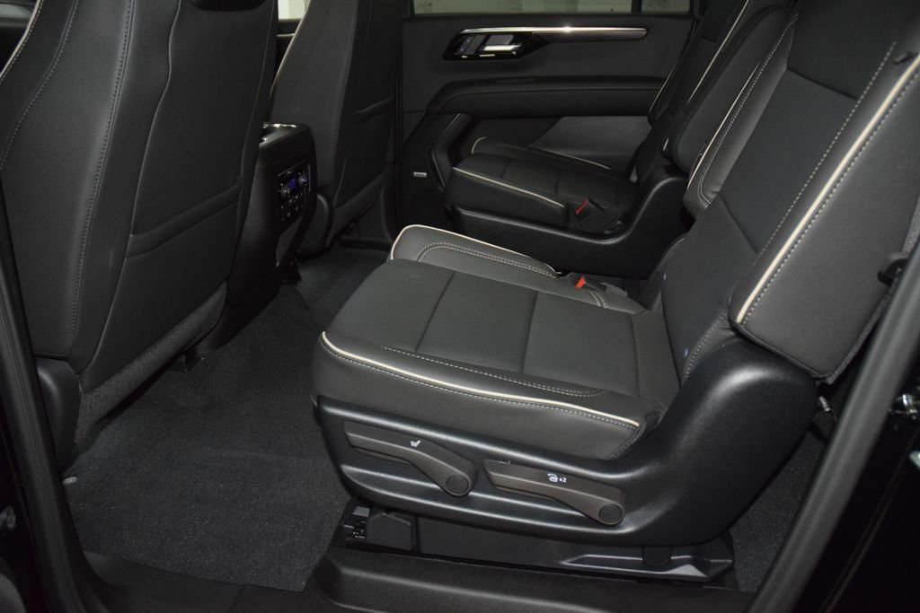 New 2026 Chevrolet Suburban Premier AWD/4WD image 43