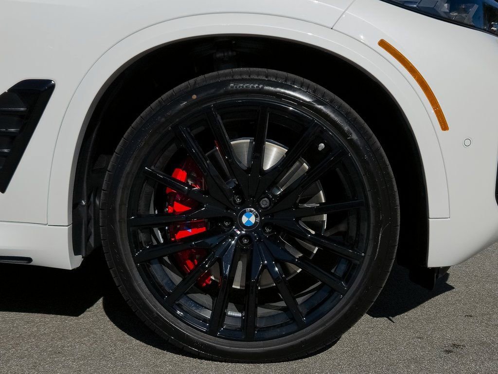 New 2026 BMW X5 M60i w/ Executive Package image 9